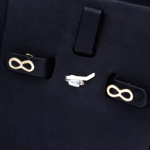 Unendlichkeit - Infinity- Symbol -Ohrstecker in edlem 585 / 14K Gold
