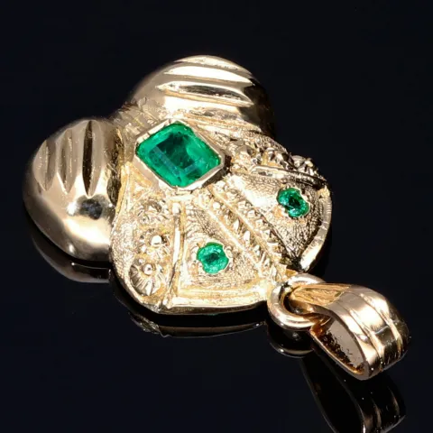 Außergewöhnlicher Precolombino Gold-Anhänger mit dem Motiv "Rana" aus der Tairona-Kultur aus hochwertigem 750 / 18K Gelbgold