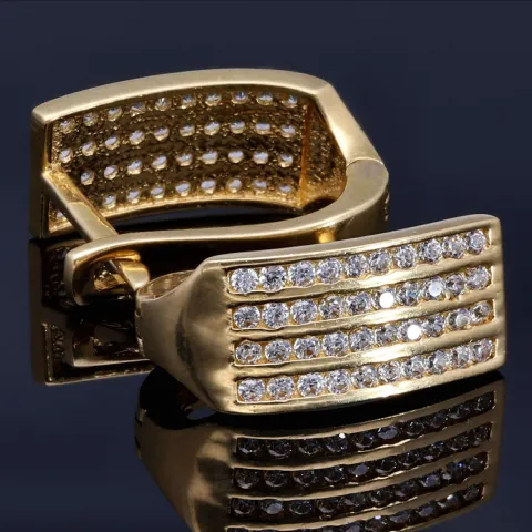Glänzende Ohrringe mit Zirkoniasteinen und englischem Verschluss aus massivem 585er 14K Gold