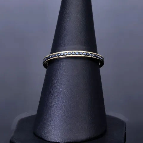 Zirkoniaring 585 14 Karat - Ring in Gelbgold mit funkelnden schwarzen Zirkonia bestückt Ringgröße ca. 51