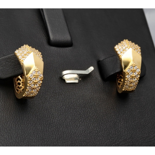 Massive Ohrringe in modernem, stilvollen Design mit Zirkoniasteinen und englischem Verschluss aus edlem 585er 14K Gold