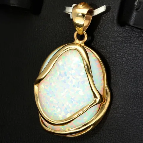 Eindrucksvoller Anhänger mit großem, eingefassten Opal-Dublette in hochwertigem 14K / 585 Gold