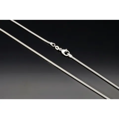Edle Schlangenkette für Damen aus massivem 585er (14k) Weißgold in 50 cm ca. 4,7g