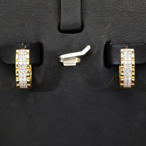 Mini Creolen mit funkelnden Zirkonia aus massivem 585 14K Gold