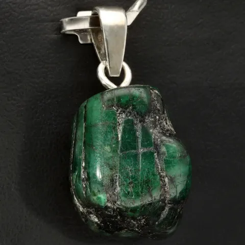 Natürlicher Smaragdgestein-Anhänger (ca. 28 ct.) aus Kolumbien in 925 Silber gefasst - in Handarbeit hergestellt