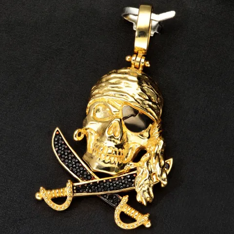 Gold-Anhänger mit Motiv: "Pirat / Totenkopf mit Augenklappe mit gekreuzten Säbeln" in 585er 14K Gelbgold mit schwarzem Zirkoniabesatz
