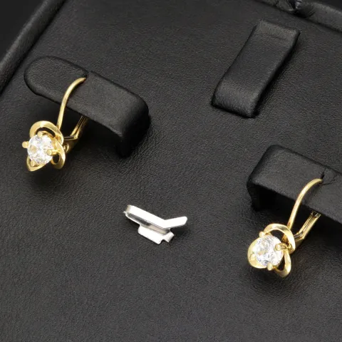 Funkelnde Ohrringe in edlem Design aus 585er 14K Gold mit Zirkonia in Krappen gefasst