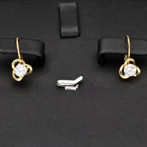Funkelnde Ohrringe in edlem Design aus 585er 14K Gold mit Zirkonia in Krappen gefasst