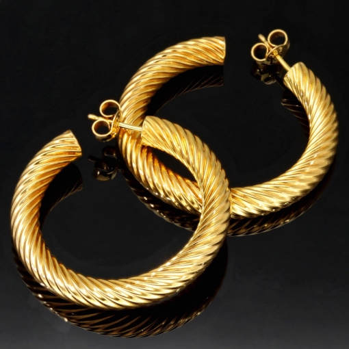 Twist - Creolen in zeitlosem Design aus funkelndem 333er / 8K Gold