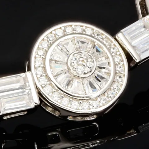 Armband für Damen aus 925 Silber in zeitlosem, filigranen Design, in feinster Präzision besetzt mit vielen funkelnden Zirkoniasteinen (Diamantimitationen) in ca. 19 cm Länge