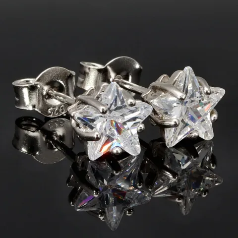 Edle Stern-Ohrstecker aus 925er Sterlingsilber mit Zirkoniasteinen in Krappen gefasst