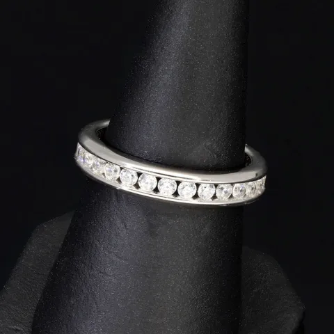 Memory-Ring aus 925 Sterling Silber – Trendiges Design mit leuchtendem Zirkonia-Besatz (Diamantimitationen) - RG ca. 53