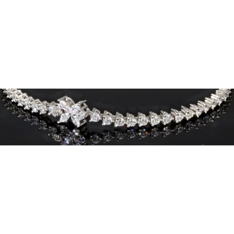 Schmetterling-Armband aus rhodiniertem 925er Sterling Silber mit 61 funkelnden Zirkoniasteinen im Brillantschliff (Diamantimitationen ca. 3,25 Karat gesamt) ca: 19cm