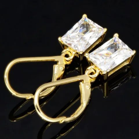 Zeitlose Ohrringe mit Zirkonia (Diamantimitation) treffen auf vergoldetes Sterling Silber (925) mit Klappbrisurverschluss