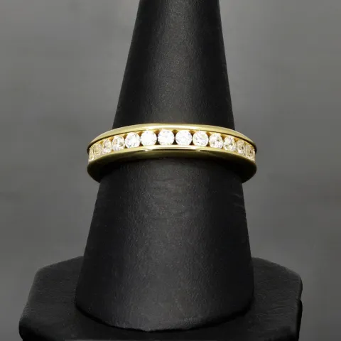 Eleganter Memory-Ring mit 28 leuchtenden Zirkoniasteinen (Diamant-Imitation ca. 0,84ct) – 925er Silber vergoldet - RG 53-54