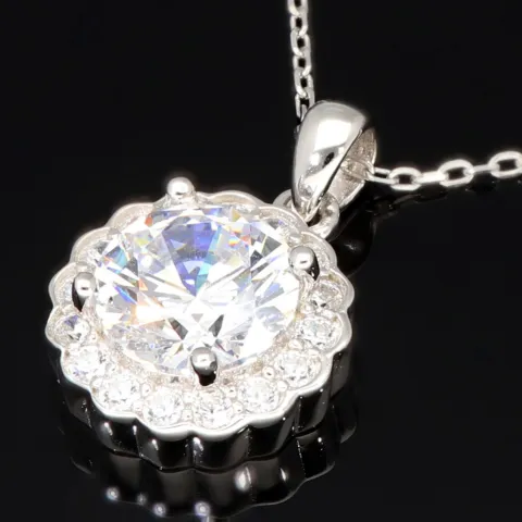 Feines Schmuckset aus 925er Sterlingsilber mit funkelndem Zirkonia im Brillantschliff (Diamantimitat) in Krappen gefasst