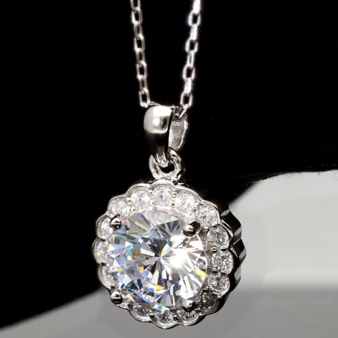 Feines Schmuckset aus 925er Sterlingsilber mit funkelndem Zirkonia im Brillantschliff (Diamantimitat) in Krappen gefasst