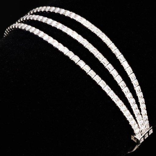 Dreireihiges Zirkonia-Armband / Zugarmband (Diamantimitationen, Brillantschliff) aus 925er Sterling Silber – filigran, funkelnd & längenverstellbar (ca. 16–21 cm) -  mit ca. 140 fein eingearbeiteten Zirkoniasteinen (Diamantimitationen, Brillantschliff)
