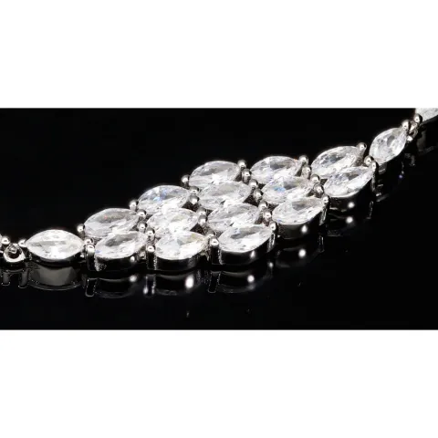 Funkelndes Armband aus 925 Sterling Silber, rhodiniert – mit leuchtenden Zirkonia im Marquiseschliff (Navette-Schliff) besetzt - Länge anpassbar ca: 16,5-19 cm