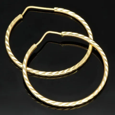 Edle Creolen / Ohrringe mit diagonal, gestepptem Muster aus hochwertigem Gold (585er 14K Gelbgold)