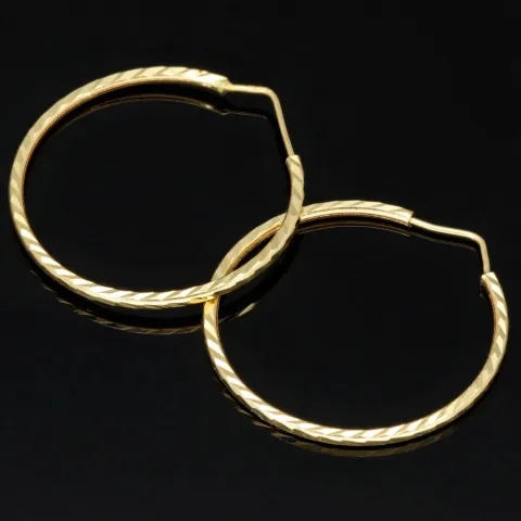 Edle Creolen / Ohrringe mit diagonal, gestepptem Muster aus hochwertigem Gold (585er 14K Gelbgold)