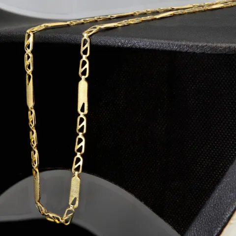 Kurze Goldkette im Figaro-Design aus funkelndem 585 / 14k Gold in ca. 45cm, 2,5mm