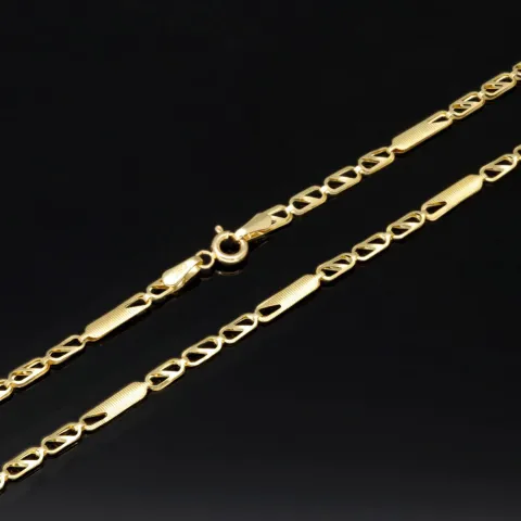 Kurze Goldkette im Figaro-Design aus funkelndem 585 / 14k Gold in ca. 45cm, 2,5mm