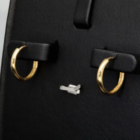 Mini-Creolen aus glänzend poliertem 14K / 585 Gold (Gelbgold) mit praktischem Verschluss