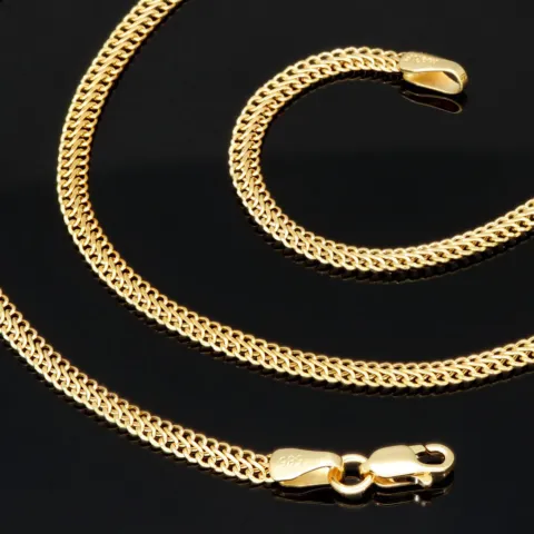 Feingliedrige, flache Goldkette aus hochwertigem Gelbgold (585/14k Gold) in 45 cm Länge, 3mm Breite