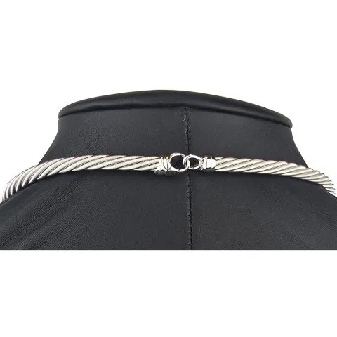 Wellendorff Markenschmuck: Beeindruckendes Collier PRINZESSE / Seidenkordel, mit filigraner Struktur aus hochwertigem Gold in ca 43 cm Länge (18K / 750 Weißgold, ca. 78,6g) mit Brillantanhänger (ca. 0,017 ct.)
