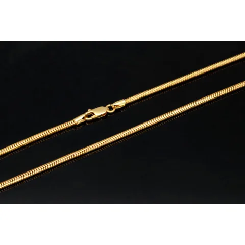 Hochwertig produzierte Schlangenkette für Damen aus funkelndem 14k / 585 Gold in ca. 45 cm und 2,4 mm