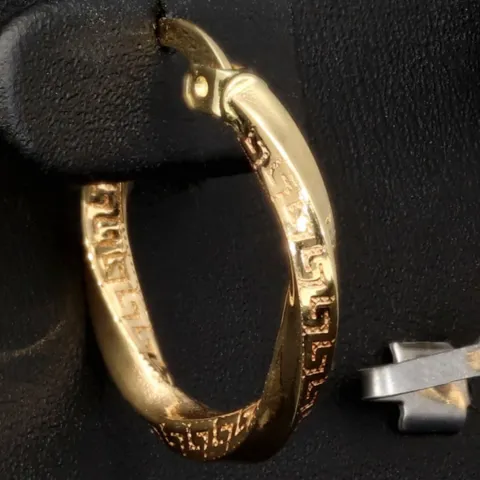 Glänzende Twist - Creolen in stilvollem Greco - Design aus hochwertigem Gold (585 / 14K Gelbgold)