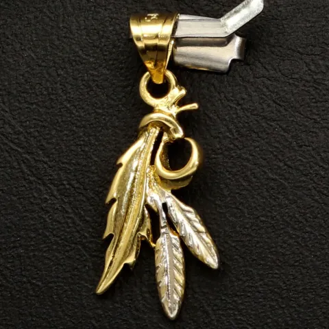 Exklusiver Anhänger mit filigranem Blattmotiv aus hochwertigem 585 / 14 Bicolor Karat Gold