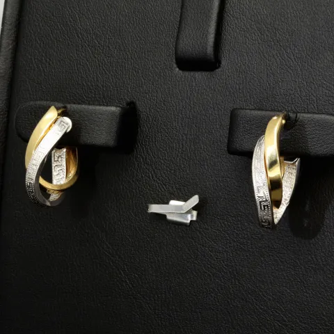 Stilvoll geschwungene Doppel-Creolen aus hochwertigem Bicolor 585 / 14K Gold (Gelbgold und Weißgold) mit feinem Greco-Design