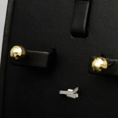 Elegante, facettierte Gold-Ohrstecker aus 585er Gelbgold (14 Karat) mit edlem Glanz und zeitloser, hochwertiger Verarbeitung