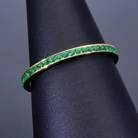 Trendiger Memoryring 585 14K Gold - Ring aus edlem Gelbgold mit funkelnden, grünen Zirkonia besetzt Ringgröße ca. 53