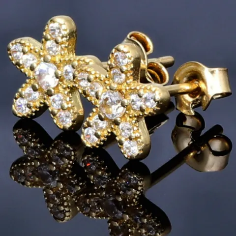Edle Blumen-Ohrstecker in Blütenform (585er 14K) mit feinem, leuchtendem Zirkoniabesatz