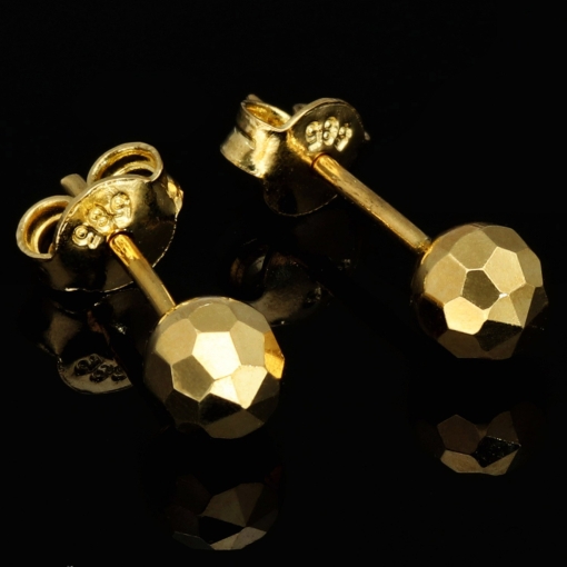 Funkelnde Ohrstecker mit stilvollem Muster aus edlem Gold (585 / 14K Gelbgold)