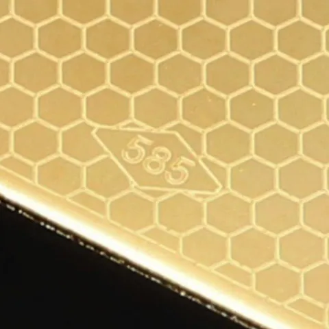 Sternzeichen Wassermann - Anhänger mit fein gravierten Greco-Design aus hochwertigem Gold (14K / 585 Gelbgold)