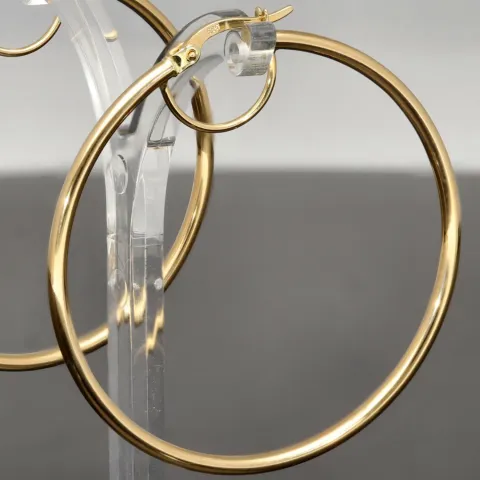 Zeitlose Creolen aus edlem, glänzend poliertem 14K / 585 Gold (Gelbgold)