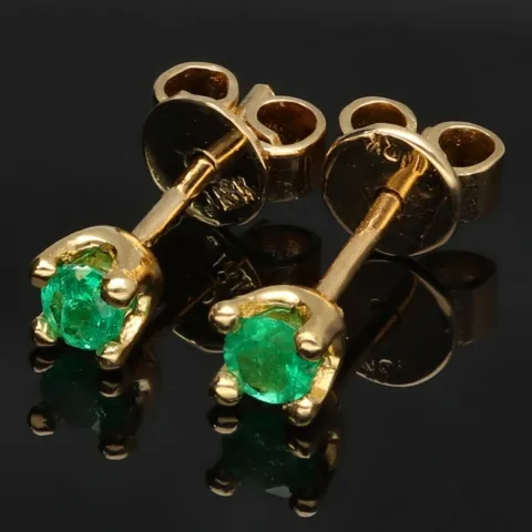 Handgearbeitete Smaragd-Ohrstecker mit 2 runden, kolumbianischen, in Krappen gefassten Smaragden aus hochwertigem Gold (18K / 750 Gelbgold)