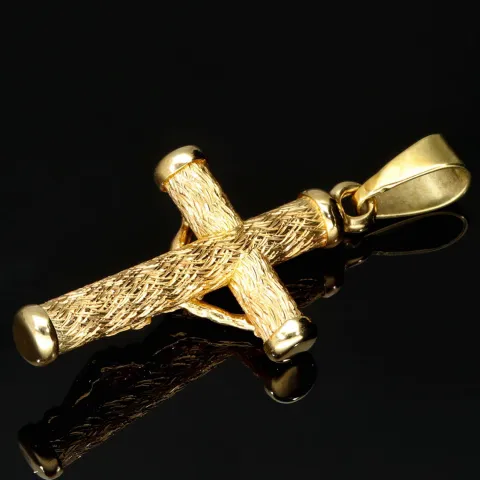 Hochwertig gearbeiteter Jesus Christus Kreuz-Anhänger mit filigranen Details aus edlem 14k / 585 Gold (Gelbgold)