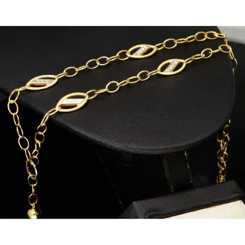 Prunkvolle Bicolor-Ankerkette aus 14K (585er) Gold mit stilvoll eingearbeiteten Elementen mit filigran eingraviertem Greco Muster - Länge ca. 50 cm, Breite ca. 4,3 mm