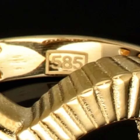 Luxuriöser Goldring für Damen mit funkelndem Herzmotiv aus 14K 585 Gold (Gelbgold) in RG ca. 57