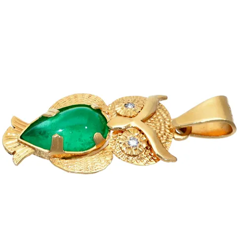 Eulen-Anhänger mit Smaragd Cabochon (ca. 3,5 ct) und 2 Diamanten in 18k 750er Gelbgold (Handarbeit - Unikat)