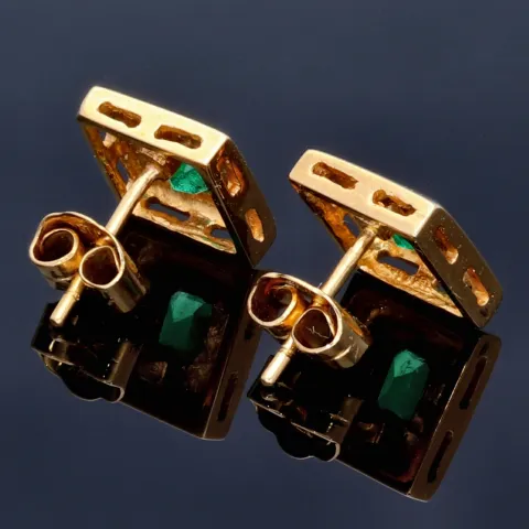 Stilvolle, elegante, quadratische Ohrstecker mit 2 kolumbianischen Smaragden in 18K / 750 Gold gefasst