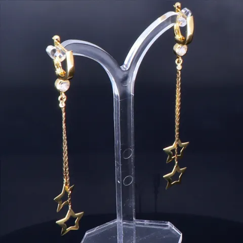 bezaubernde, hängende Sternchen - Ohrringe mit eingefasstem Zirkonia in 585er (14K) Gelbgold