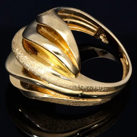 Glänzender Ring für Damen mit modernem, stilvollen Design in 14K 585er Gold Ringgröße ca. 56