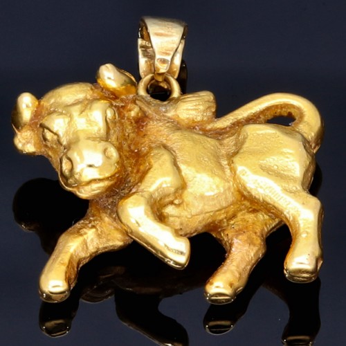 Sternzeichen Stier - Anhänger in massivem 585 / 14K Gold