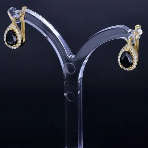 Wunderschöne, glänzende Gold - Ohrringe (585er 14K) mit einem großen, dunkelroten Zirkonia, umgeben von vielen kleinen Zirkoniasteinen